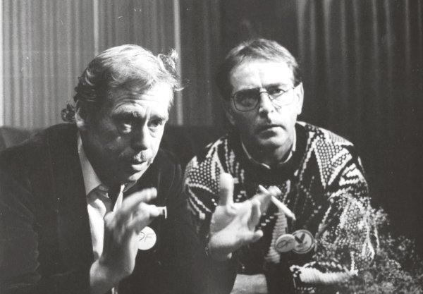 Václav Havel a Mikuláš Ľaš. foto Peter Kalenský